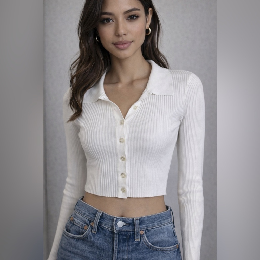 Tiger Mist White Ribbed Button Down Crop‎ Top